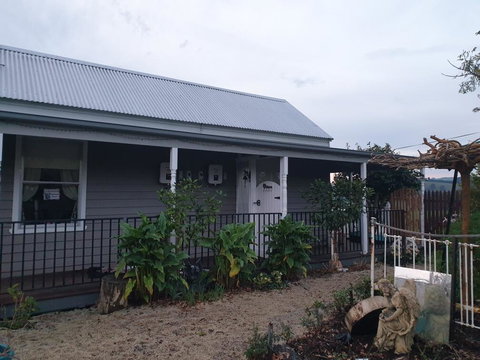 Silverbirch Cottage - Mackay Tourism 1