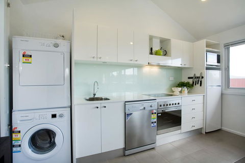 Silvermist, 17 Poley Cow Lane - Mackay Tourism 1