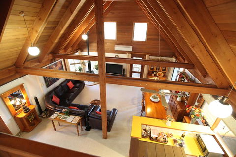 Silverpoint Accommodation - Mackay Tourism 3