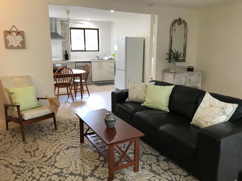 Sinclair - Rainbow Beach, Modern Beach House Close To Everything, Free Wi-Fi - Mackay Tourism 3