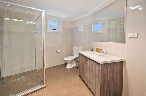Single Room W/ Private Bathroom In Brunswick! - Mackay Tourism 2