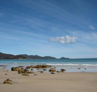 Sisters Beach House - Mackay Tourism