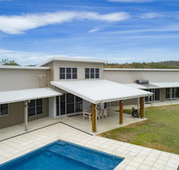 Skyline Farm House - Mackay Tourism