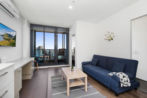 Sleek City Haven With Pool And Gym Access - Mackay Tourism 1