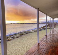 Smart Beach House  Pelican Point - Mackay Tourism