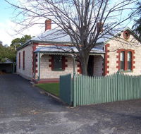Smith Street Villa Naracoorte - Mackay Tourism