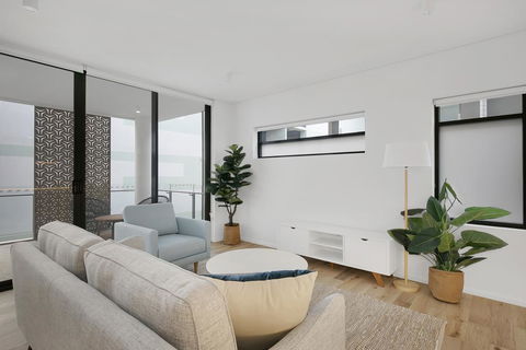 SOKO Waterfront West End - Mackay Tourism 1