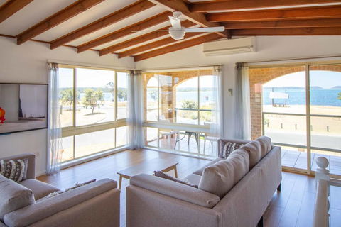 South Coast Retreat - Mackay Tourism 2