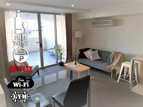 SOUTHBANK Arts+Culture , Central, City View, Pool, Gym - Mackay Tourism 0