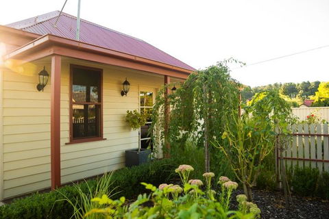 Sovereign Hideaway - Mackay Tourism 2