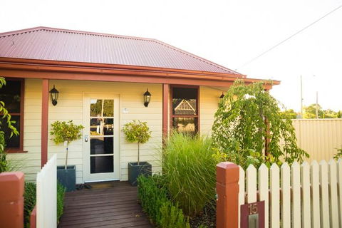 Sovereign Hideaway - Mackay Tourism 1
