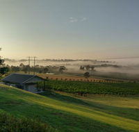 Sovereign Hill Country Lodge Rothbury - Mackay Tourism