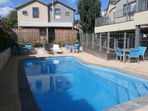 Sovereign Views Apartments - Mackay Tourism 0