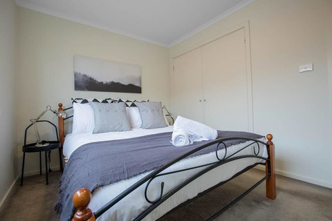Spacious Lovely 5Beds Home@Point Cook - Mackay Tourism 2