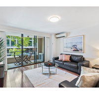Spacious retreat walking distance from city centre - Mackay Tourism