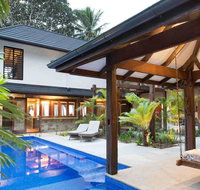 Spice At Oak Award Winning Luxury Absolute Oceanfront House Oak Beach Near Port Douglas - Mackay Tourism