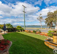 Spoil yourself with the perfect position of this first floor Unit - Mackay Tourism