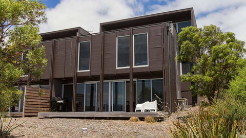 ST ANDREWS BEACH APARTMENT 4.01 - Mackay Tourism 2