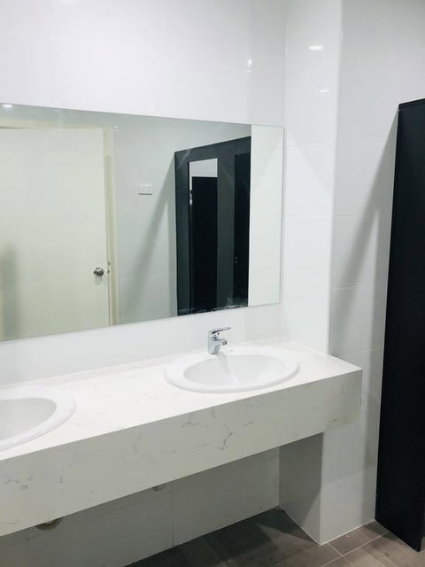 St Kilda Accommodation - Mackay Tourism 3