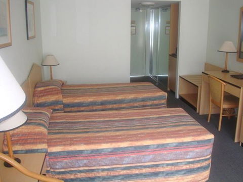 St Marys Park View Motel - Mackay Tourism 2