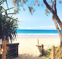 Steps from Mudjimba Beach 3 BR Apt Sunshine Coast with WIFIPoolParking - Mackay Tourism