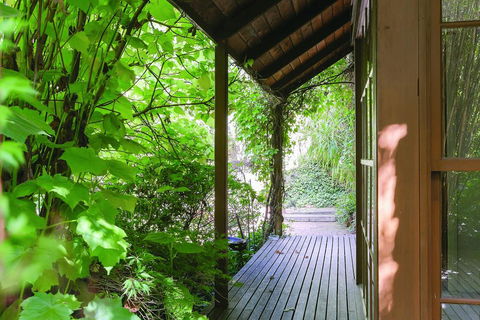 Stonehenge Retreat - Mackay Tourism 1