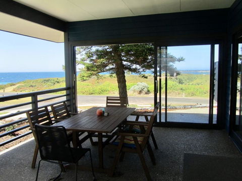 Storm Bay Cottage - Mackay Tourism 2