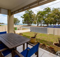 Stunning Waterfront Home with pool - Sylvan Beach Esp Bellara - Mackay Tourism