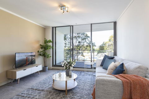 Stylish Apartment Minutes From City And Airport - Mackay Tourism 0