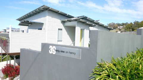 Stylish Holiday Unit - Mackay Tourism 0