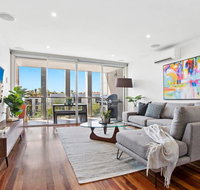 Stylish Saint Kilda Pad. walk to beach and cafes luna park - Mackay Tourism