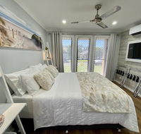 STYLISH UNIT - CLOSE TO DREAMWORLD - Mackay Tourism