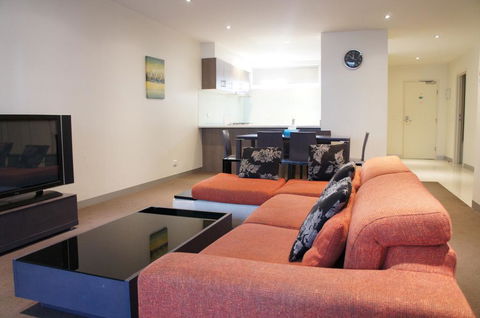 Summer Inn Holiday Apartments - Mackay Tourism 1