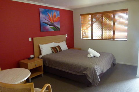 Summit Motel - Mackay Tourism 0