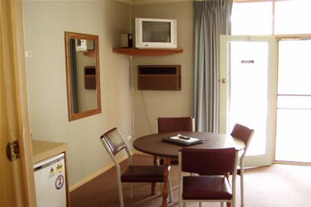 Sun River Resort Motel - Mackay Tourism 3