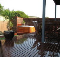 Sunderland Retreat Phillip Island - Mackay Tourism