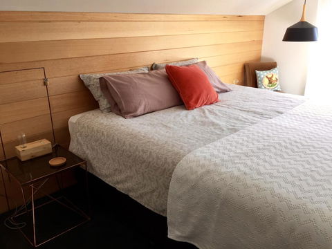 Sunny Side Up B&B Rye - Mackay Tourism 1