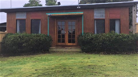 Sunset Cottage - Yarra Valley - Mackay Tourism 0