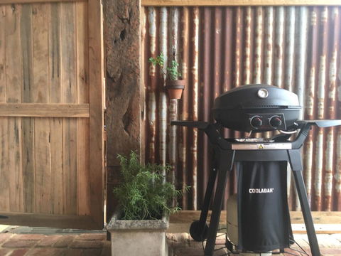 Sunset Cottage - Yarra Valley - Mackay Tourism 1