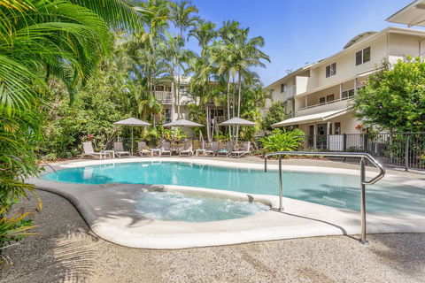 Sunset Cove Noosa - Mackay Tourism 1