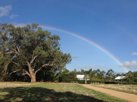 Sunset Villas Cobram - Mackay Tourism 1