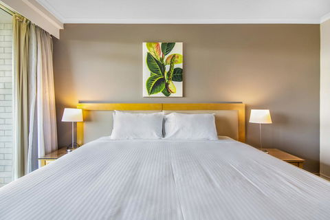 Super Convenient Apartment With Garden Views - Mackay Tourism 1