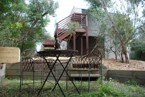 SURF Side SECRET INVERLOCH - Mackay Tourism 3