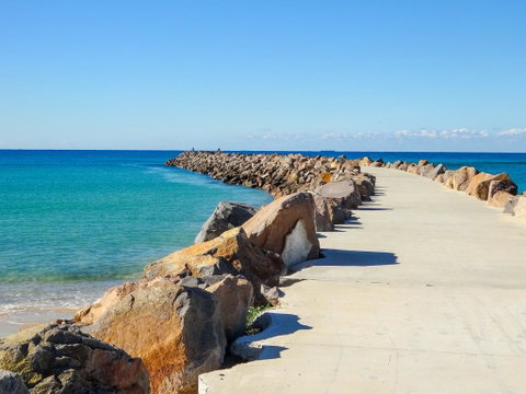 Surfs Up - Mackay Tourism 2