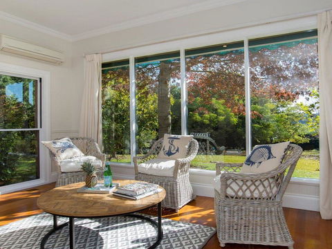 Sutton Downs - Renovated Country Home On 100 Acres - Mackay Tourism 3