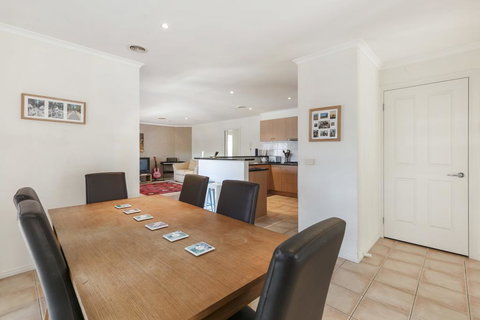 SWEETLANDS SANCTUARY - MT MARTHA - Mackay Tourism 2