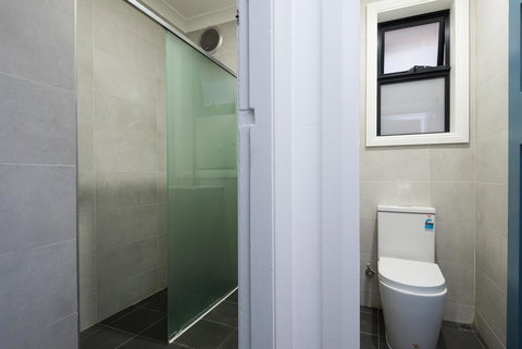 Sydney Star Backpackers - Mackay Tourism 3