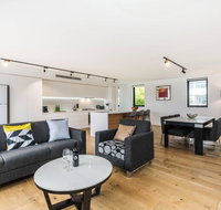 Sydney Townhouse with Parking and Deck - Mackay Tourism