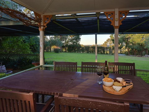 Tabitha Hill Homestead - Mackay Tourism 1