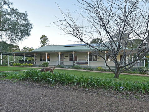 Tabitha Hill Homestead - Mackay Tourism 2